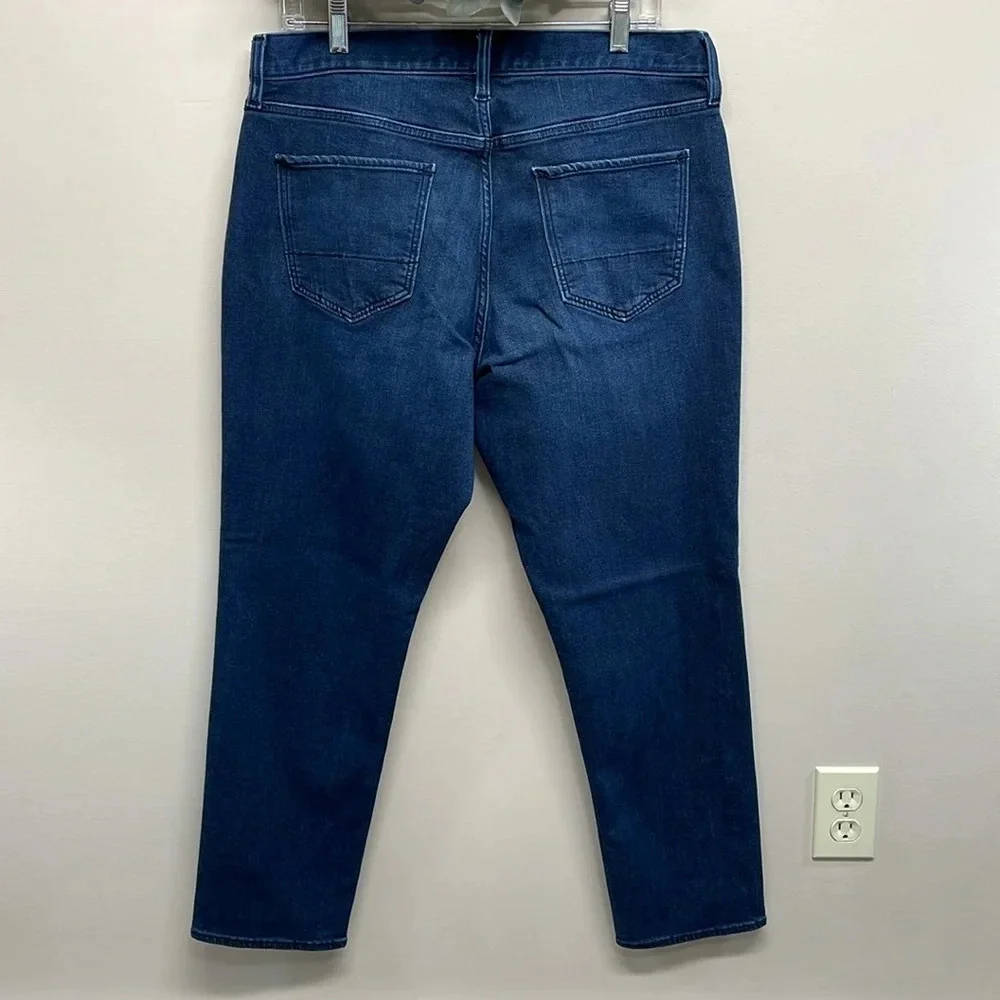 Banana Republic Travel Jean Athletic Fit Dark Rinse Denim 35x32